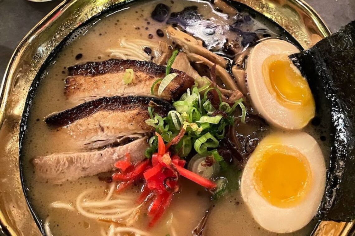 Kin Ramen Review in Midtown Manhattan | Tasty Ramen NYC